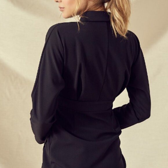 Cleavage Cutout Dress - Picture 3 of 7